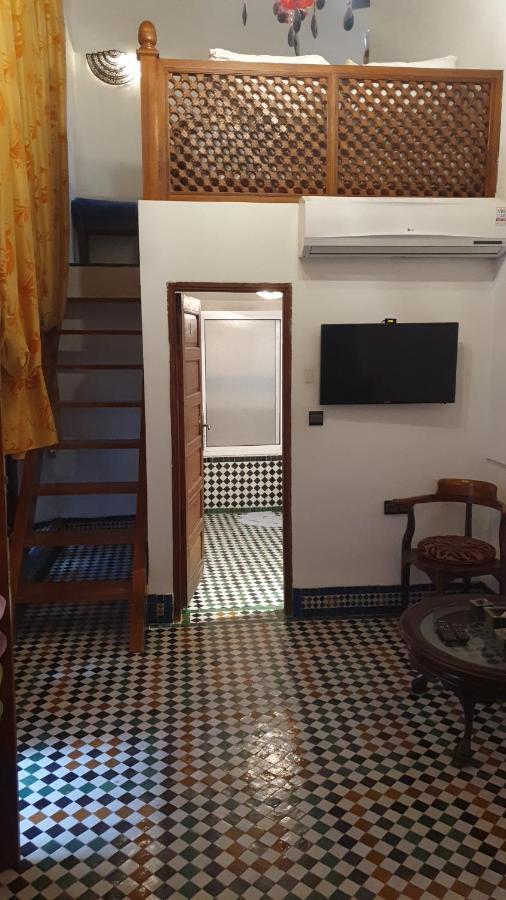 Riad Noujoum Medina Fes Exterior photo