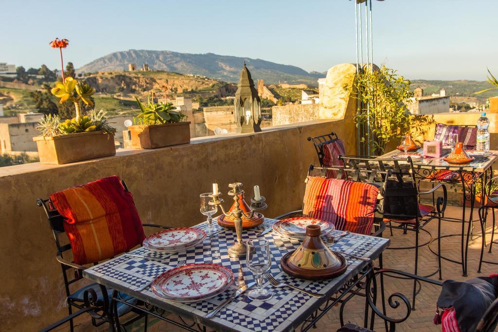 Riad Noujoum Medina Fes Exterior photo