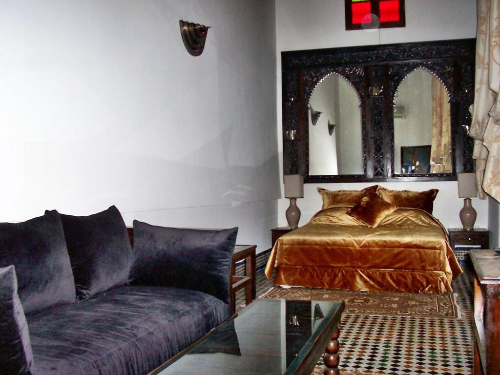Riad Noujoum Medina Fes Exterior photo