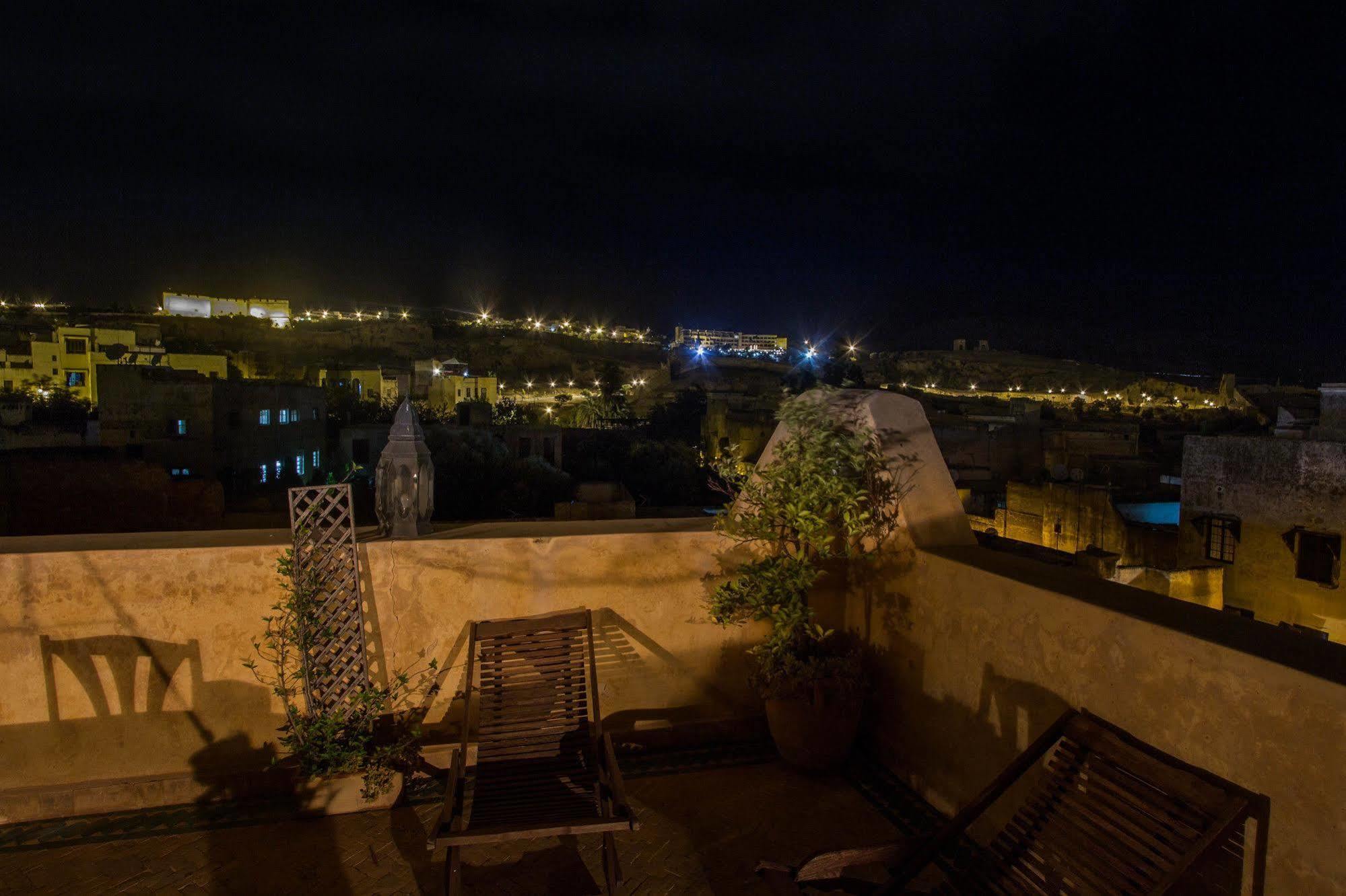 Riad Noujoum Medina Fes Exterior photo