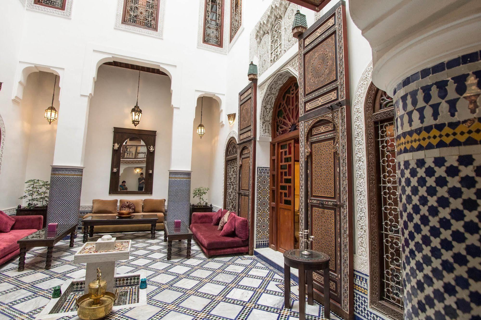 Riad Noujoum Medina Fes Exterior photo