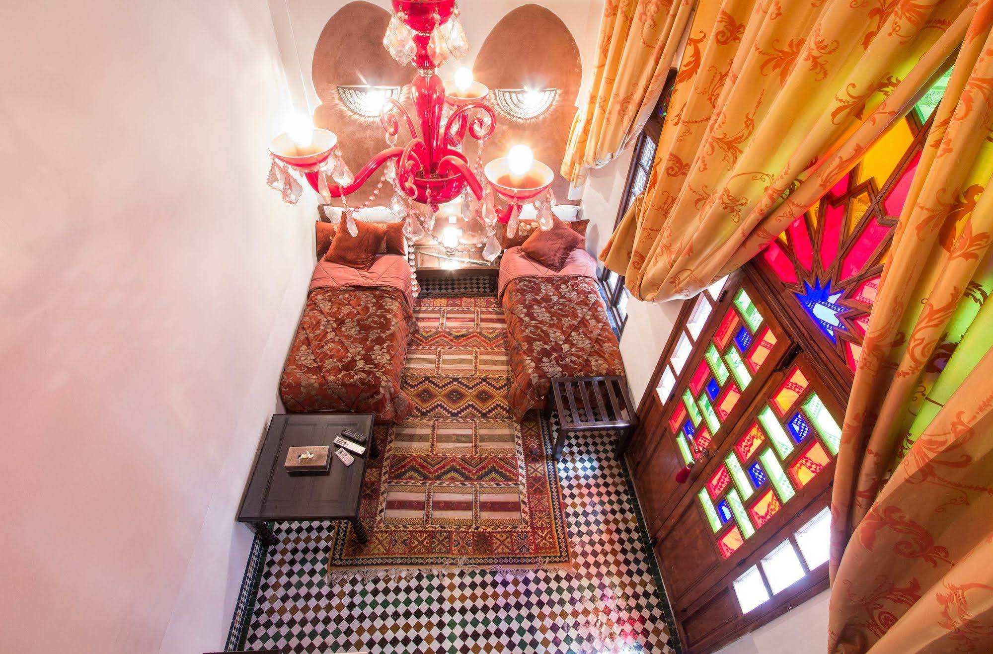Riad Noujoum Medina Fes Exterior photo